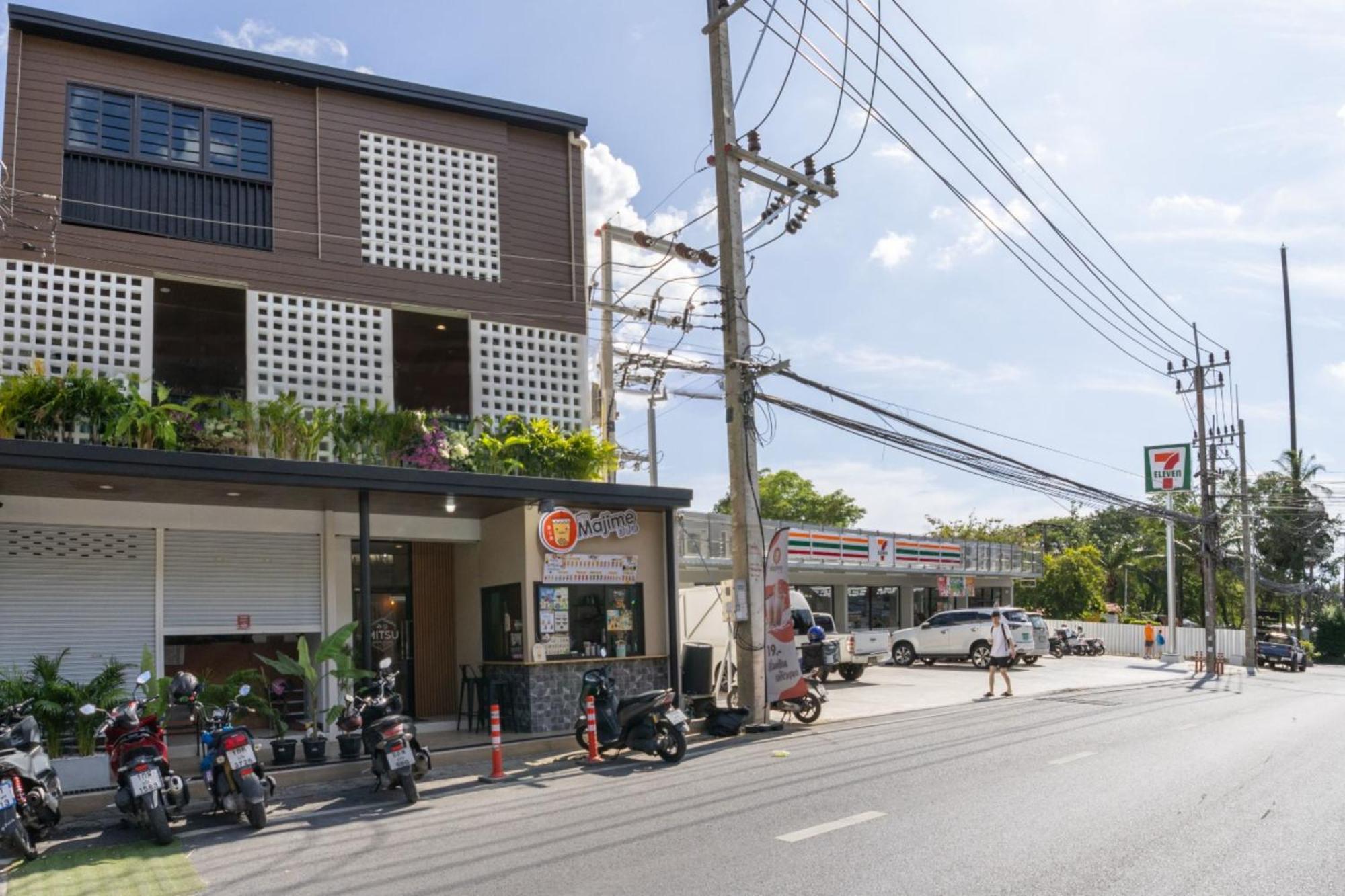 Mitsu Guesthouse Karon Esterno foto